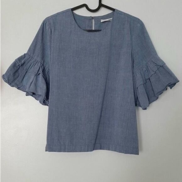 PEPPERMINT Chambray Blue Ruffle Short Sleeve Top Sz M - Picture 1 of 5